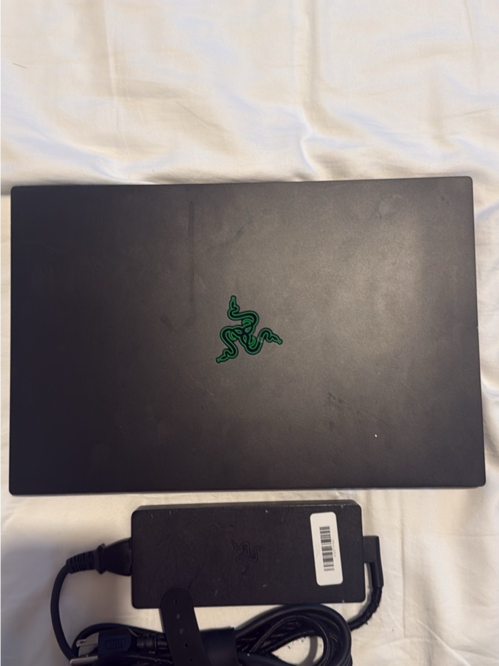 Razer Black Laptop with RTX2060 and i7